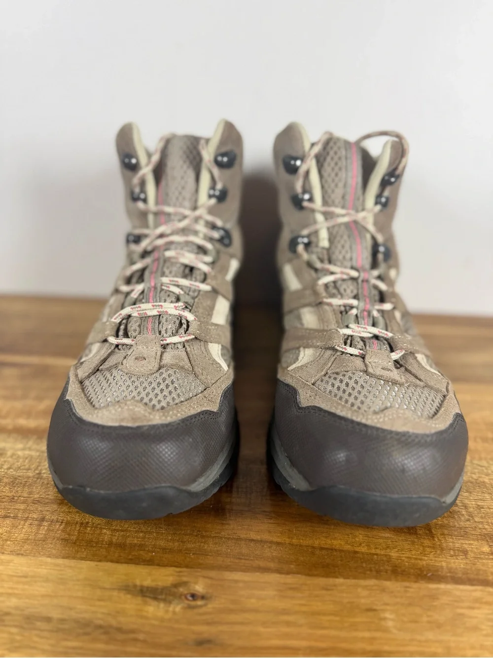 L.L. Bean Mid Height Hiking Boots Tan Suede and Mesh Size 11